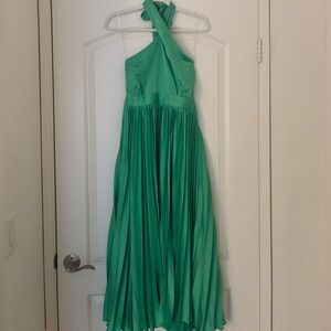 Elegant Backless Green Dress